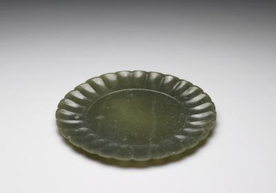 图片[2]-Jade plate with floral rim, India-China Archive